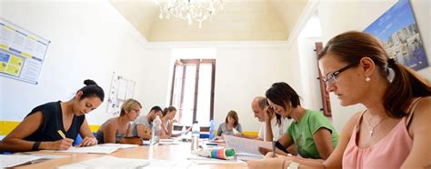 echange linguistique malte|malta language school.